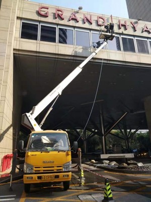 東莞車載式22米高空車租賃服務 即時預定，即刻出車，吊籃出租全程無憂